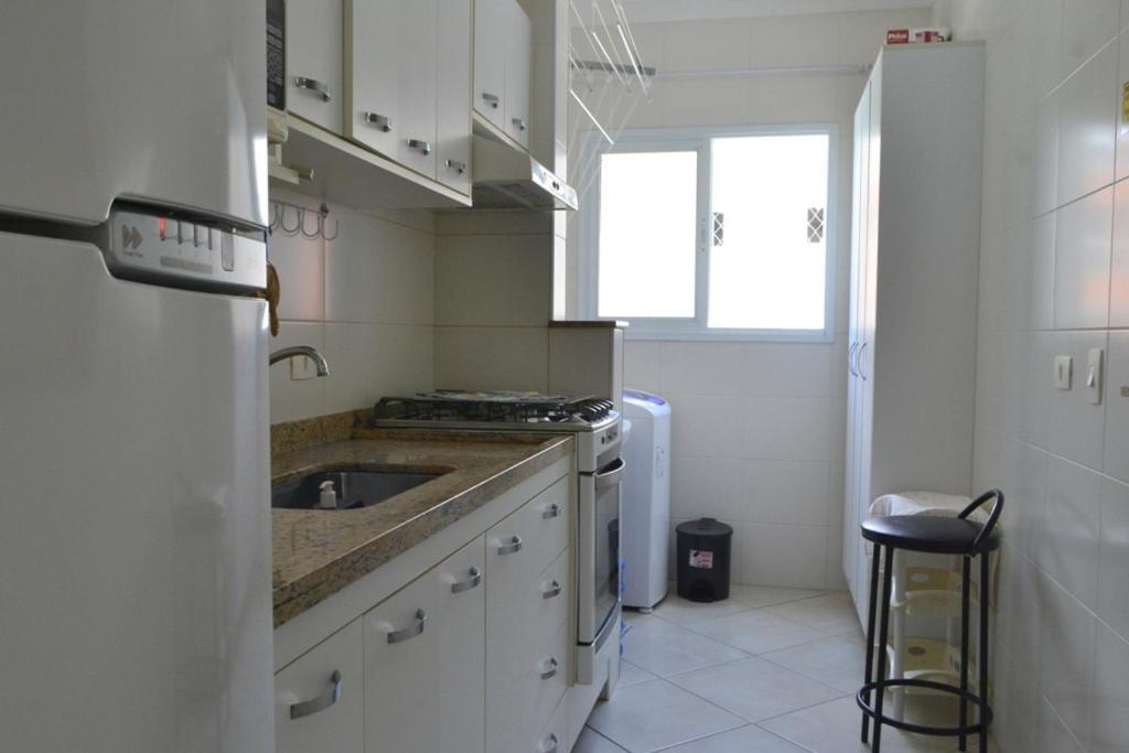 Aluga-Se Apto 2 Quartos, Sendo 1 Suite, 3 Ar Cond. Mobilia Completa - Praia Grande Ubatuba/Sp Exteriér fotografie